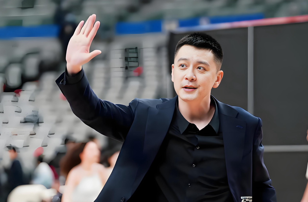 开云APP-输给宏远30分！杨鸣中肯点评，指出了辽宁队输球主要原因