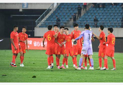 kaiyun-马德兴：国足换血幅度不够 特鲁西埃的用人是榜样！