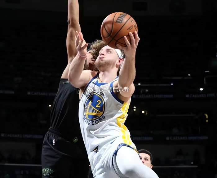 开云APP-两场抢30板!库里的接班人?又和队友发生矛盾,勇士早该处理他|波杰姆|斯蒂芬·库里|科尔|德安东尼·梅尔顿|新奥尔良鹈鹕队_新浪体育_新浪新闻