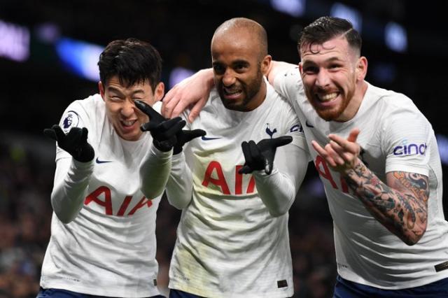 热刺3球完胜开启追分模式 孔蒂纠偏成功激活锋线