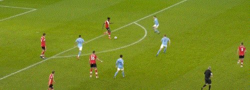 开云-【英超】丁丁+马赫雷斯双响 福登2传 曼城5比2圣徒